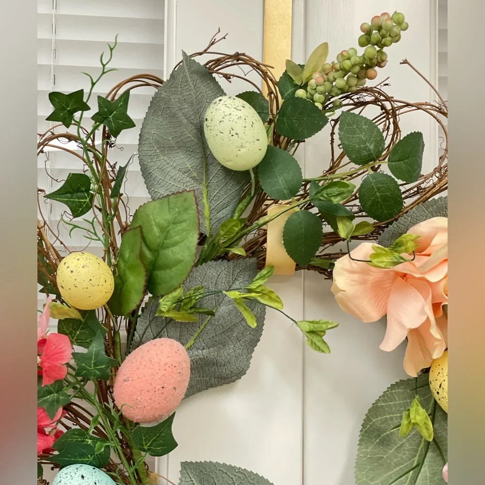 Pier 1 Easter Egg Floral Wreath NWT